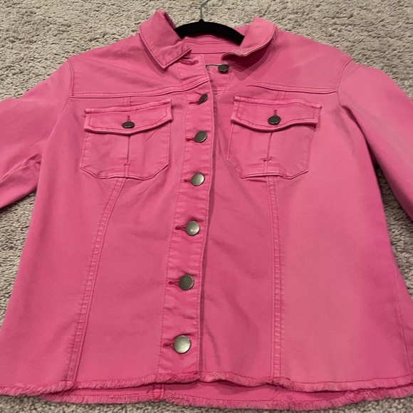 KUT from the Kloth Women's Kara Jacket-No Wst with Frayed Hem - Picture 5 of 8